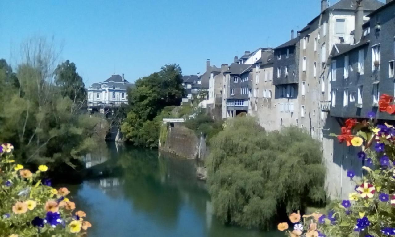 Chambres D'Hotes L'Oustal Oloron-Sainte-Marie Exterior foto
