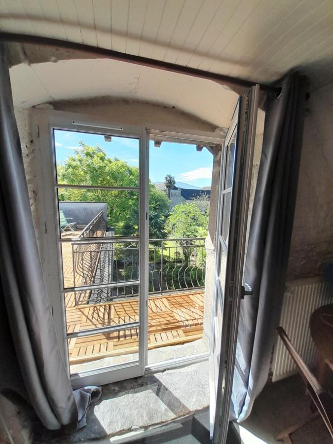 Chambres D'Hotes L'Oustal Oloron-Sainte-Marie Exterior foto